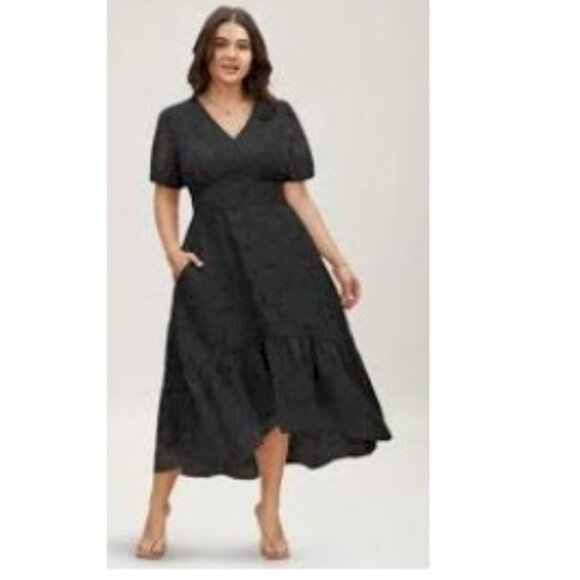 BloomChic Black V Neck Dress with Puff Sleeves Front Pockets Size 22-24 NWT - Picture 3 of 10